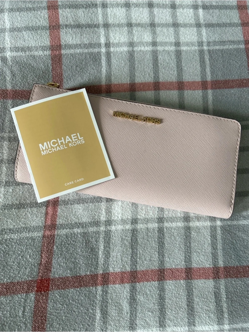 Michael Kors Pale Pink Saffiano Zip Wallet with Gold Logo